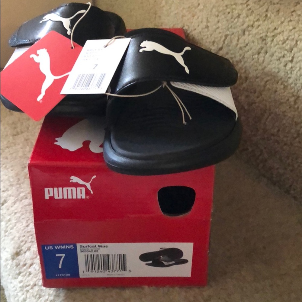 Puma black & white surfcat slides New
